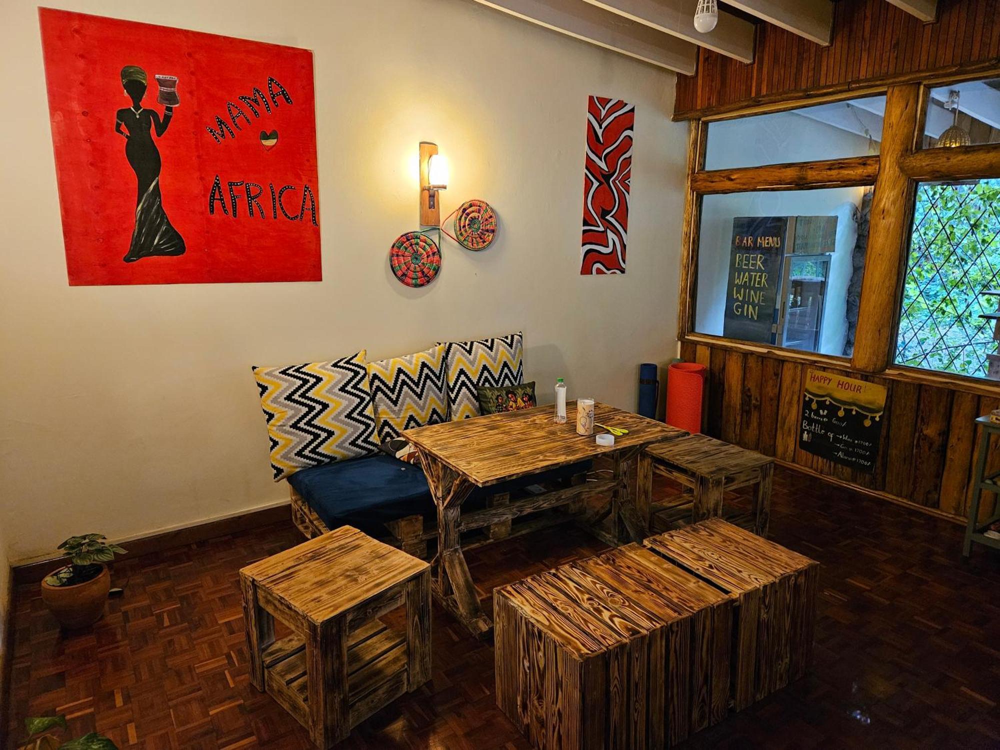 Mad Vervet Nairobi Backpackers Hostel Екстер'єр фото