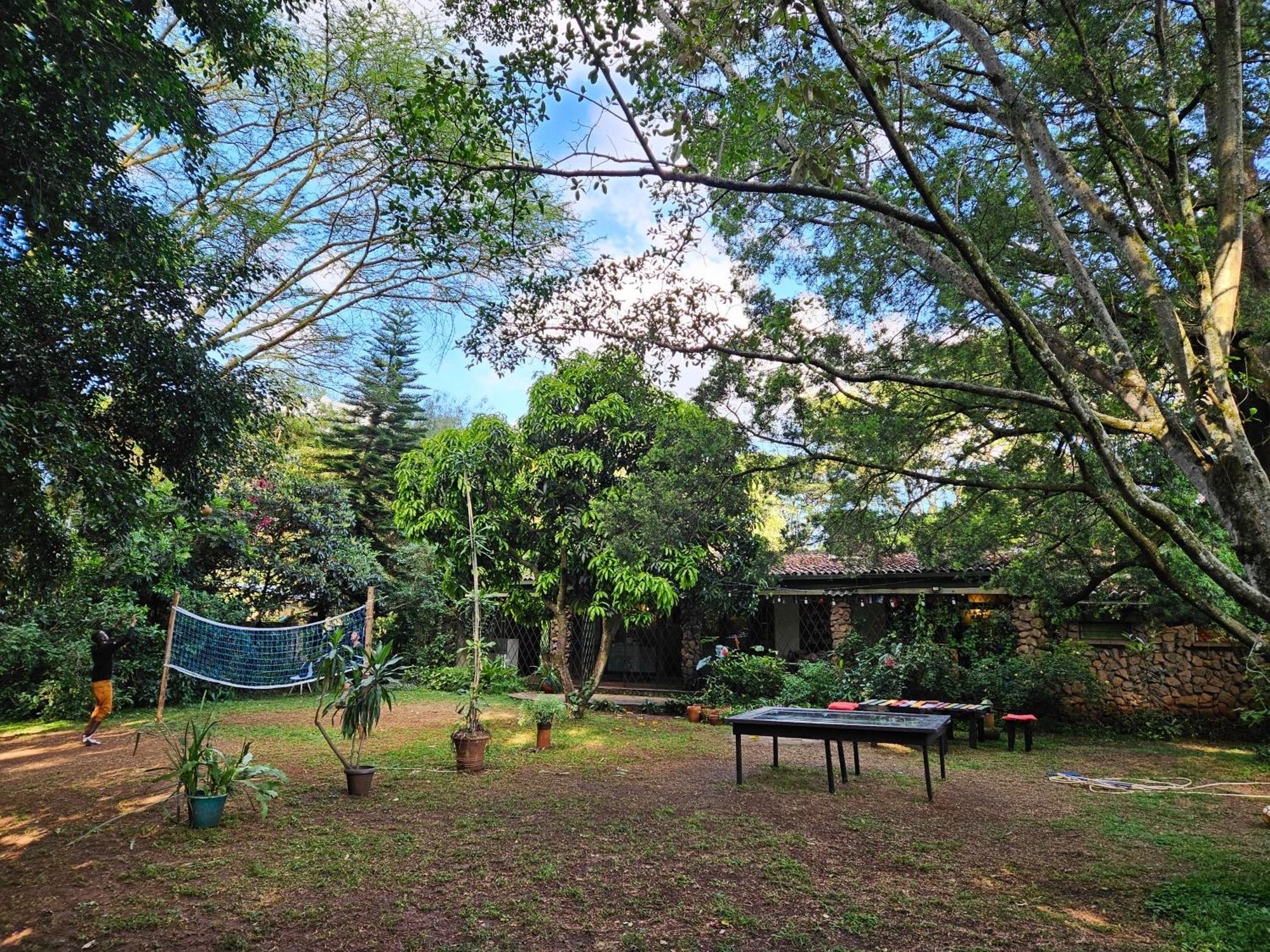 Mad Vervet Nairobi Backpackers Hostel Екстер'єр фото