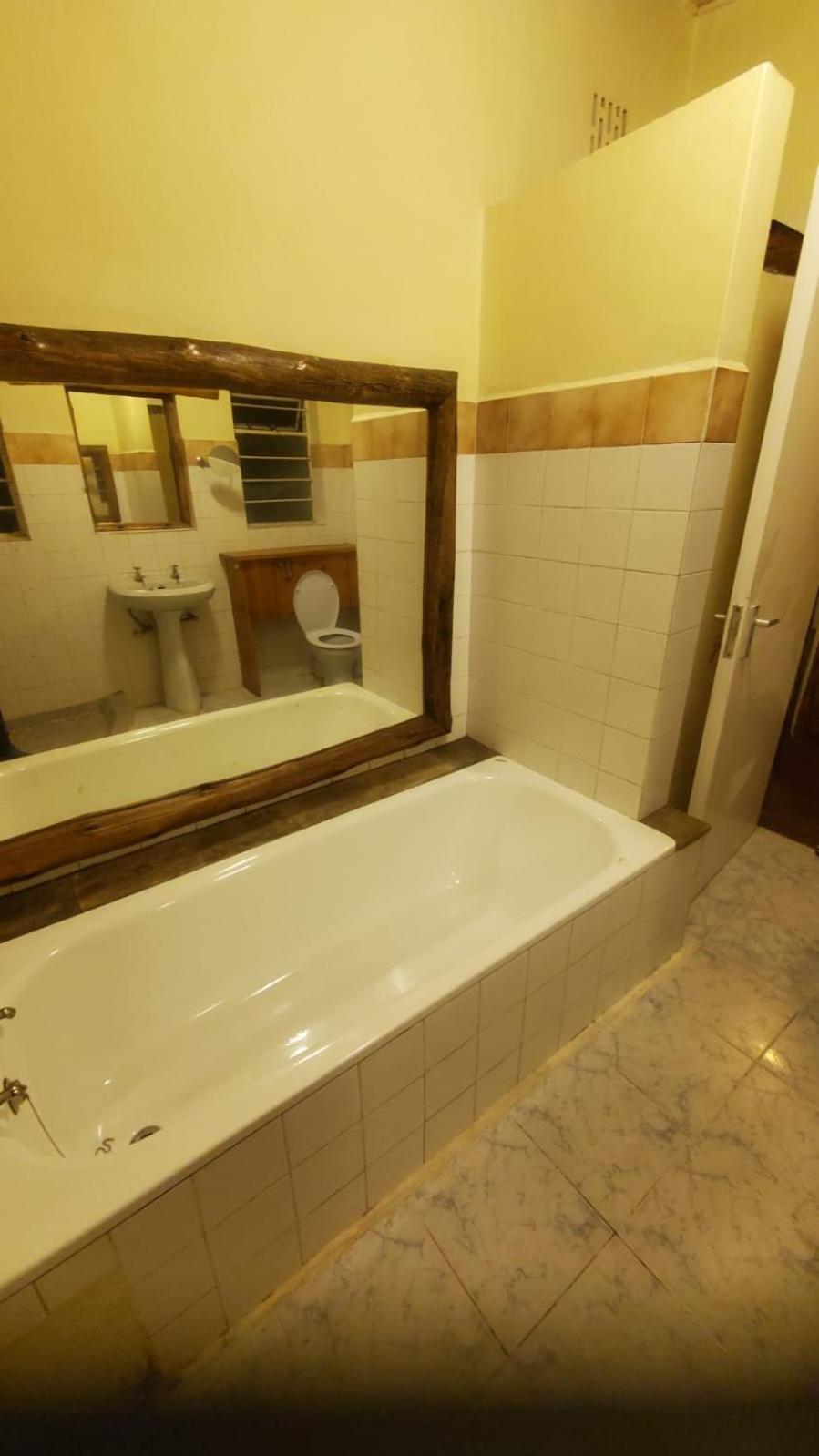 Mad Vervet Nairobi Backpackers Hostel Екстер'єр фото
